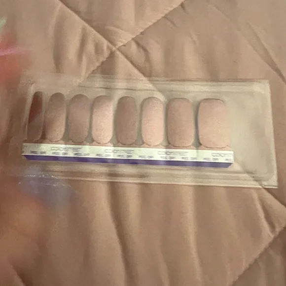 Color Street - Picture 8 of 16